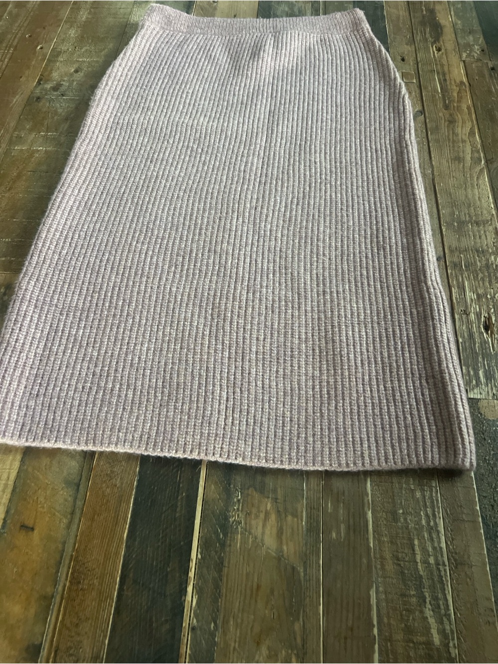 H&M Ribbed Knit Midi Skirt in Light Pink